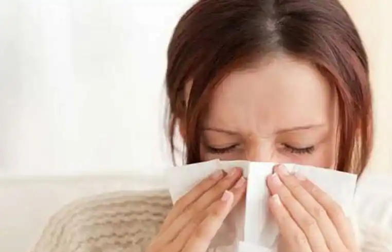 ¿Cuál es el nuevo síntoma de coronavirus que podría colapsar en las guardias en Argentina?