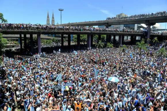 Más de 4 millones de personas salieron a la calle para festejar la Copa del Mundo con la Selección