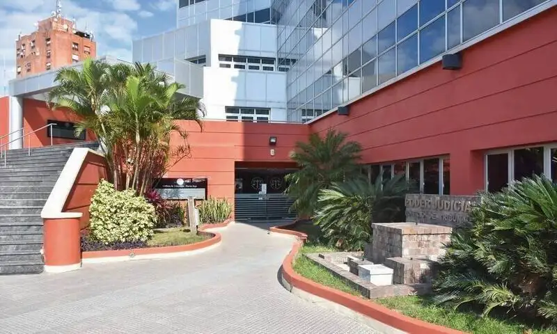 El STJ cesanteó a dos empleados judiciales
por acoso sexual y violencia laboral