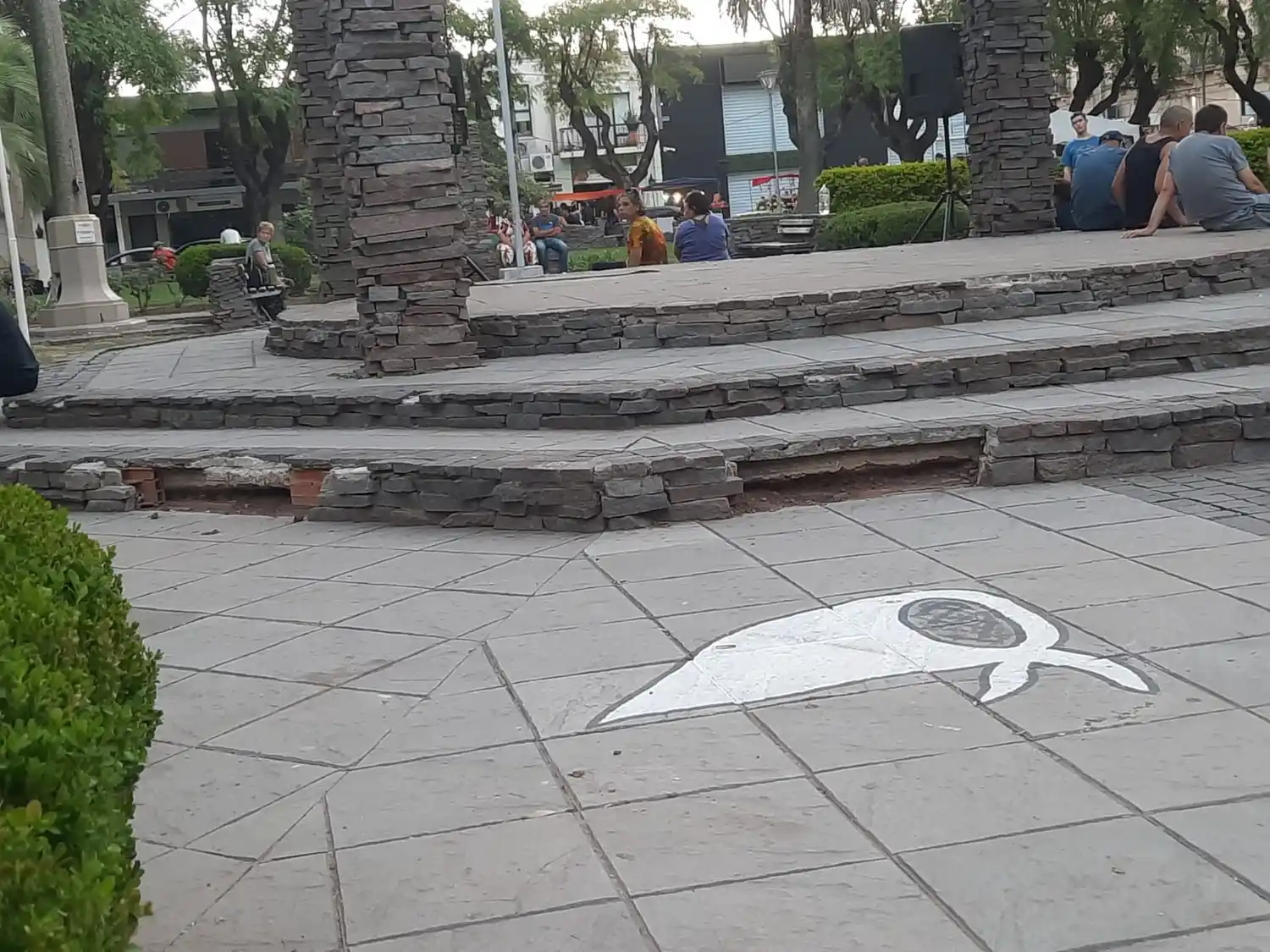 Deterioro en Plaza Begrano