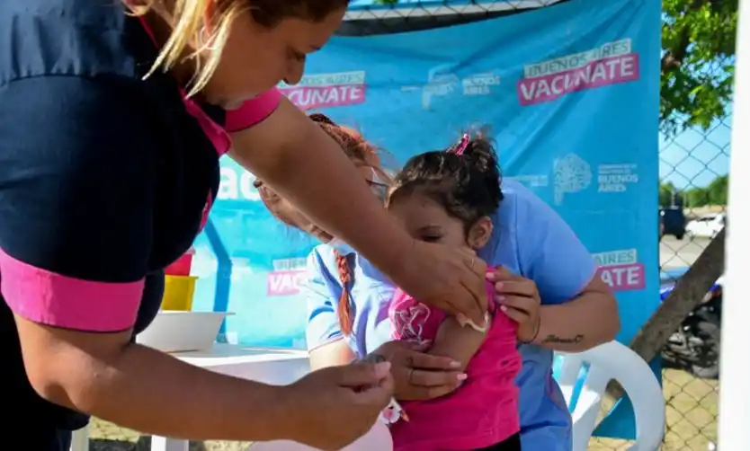 Sarampión: comienza la campaña de vacunación de refuerzo en el AMBA