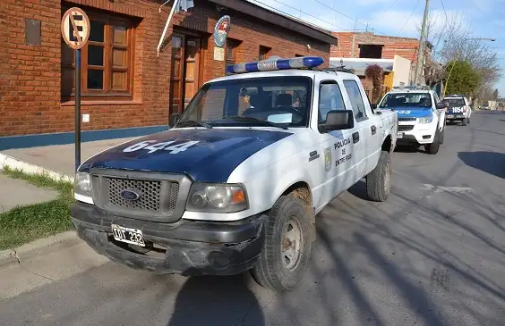 Tres detenidos por robos y una restricción de acercamiento