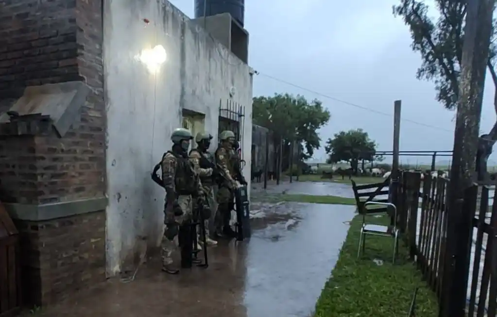 Operativo policial en Frontera