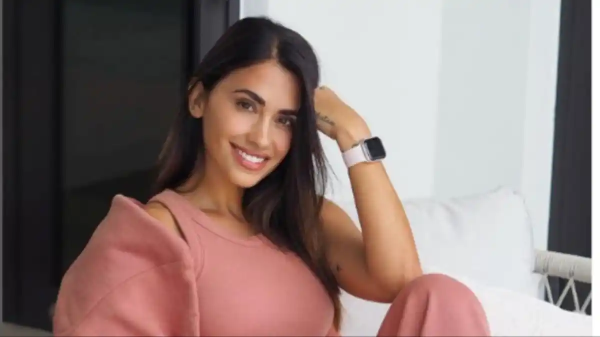 Antonela Roccuzzo marca tendencia con un look de los 90 desde Miami