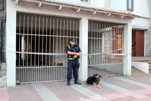 A un año de la muerte de un  hombre en la Iglesia de Lourdes