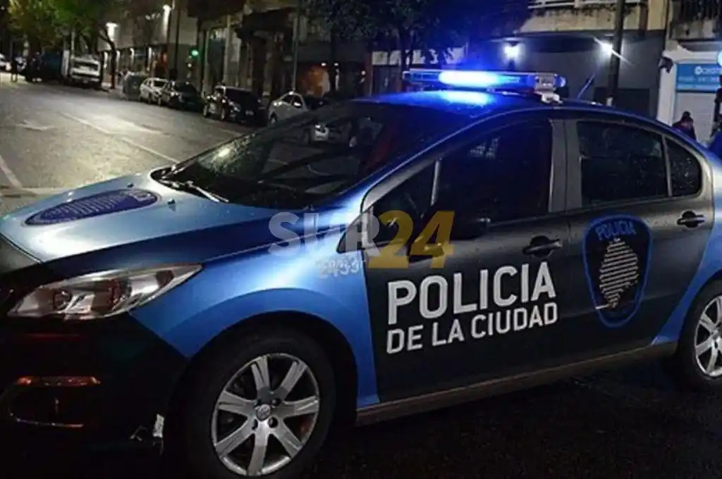 Iba en su vehículo, lo interceptaron y lo asesinaron a balazos