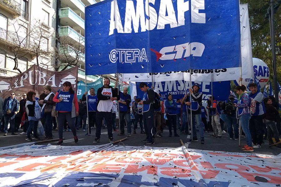 AMSAFE rechazó la propuesta salarial del gobierno, ¿cuál fue el resultado en el departamento Castellanos?