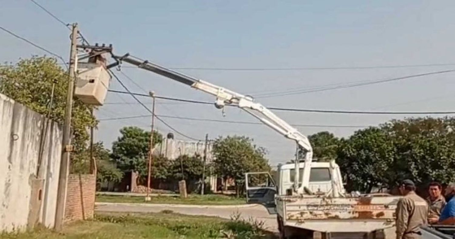 Trabajos para la iluminación de los barrios Agua Potable, San Luis y Alto