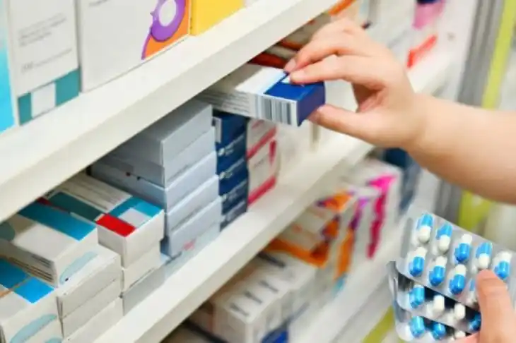 Farmacéuticos se reunirán con PAMI para destrabar el conflicto, mientras sigue la atención a sus afiliados