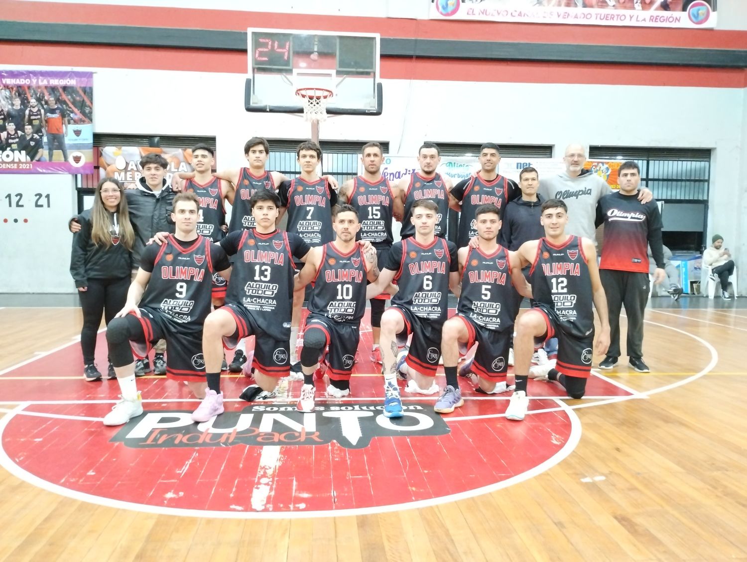 El Rojo de barrio San Martín volvió a ganar para seguir peleando bien arriba. Foto: Fabián Gallego