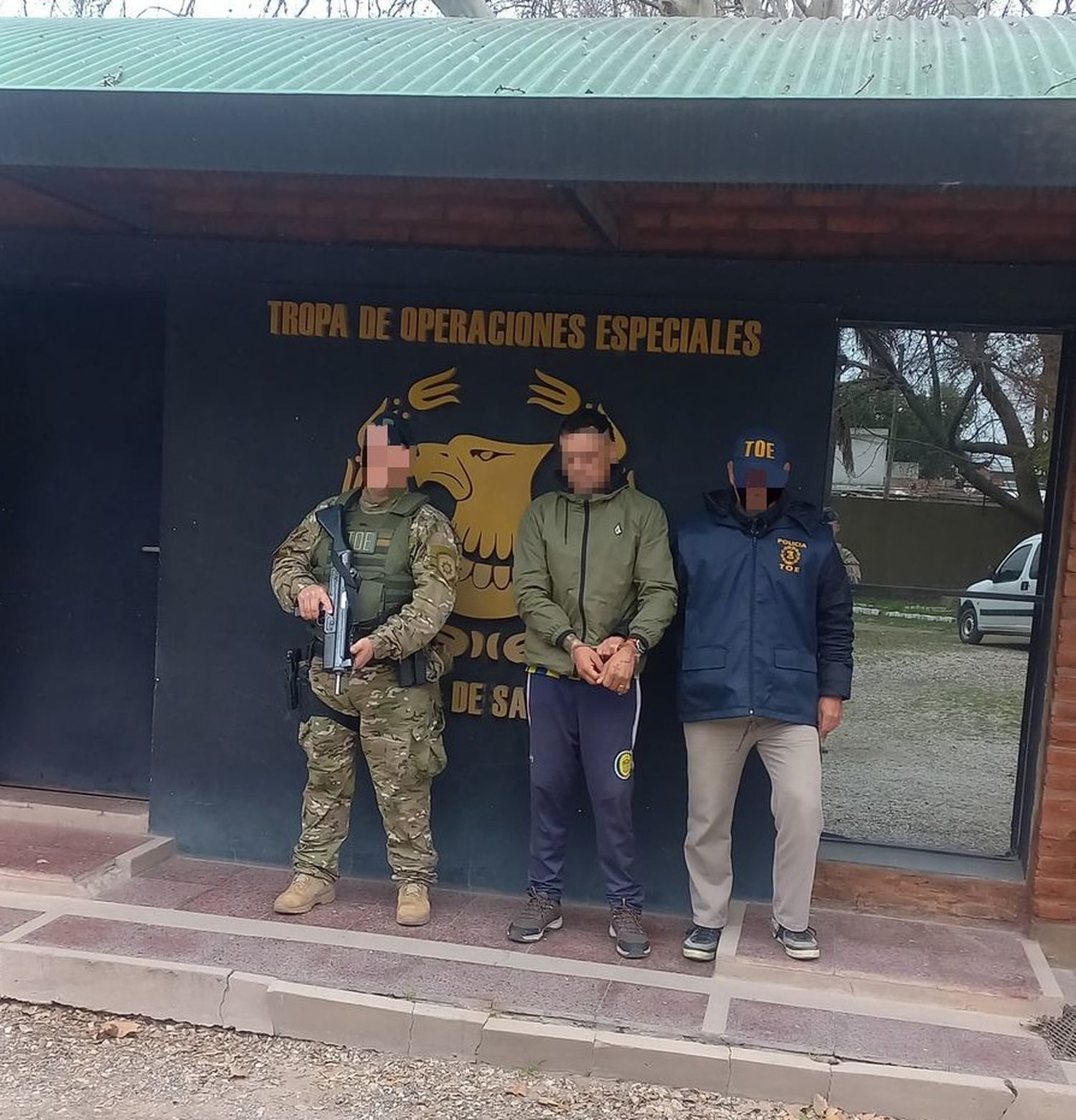 Detuvieron a un hombre condenado por homicidio que no volvió de una salida