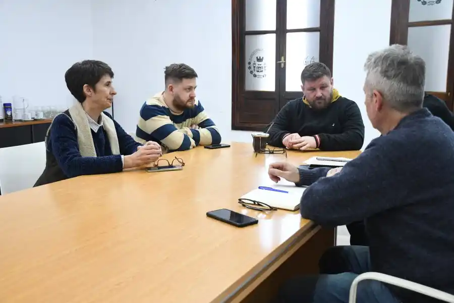 El intendente de Sunchales, Pablo Pinotti, se reunió con funcionarios en importantes gestiones