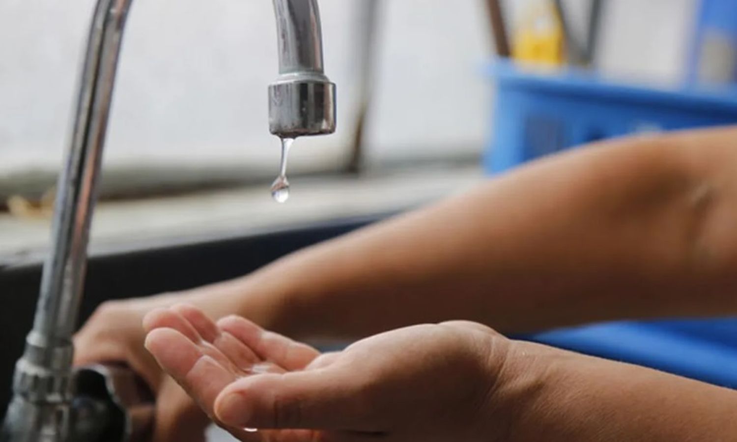 Aviso importante: restricción en el suministro de agua potable en la ciudad