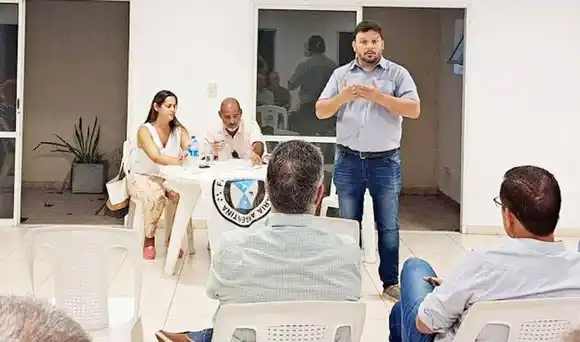 Con una importante convocatoria se analizó  la grave crisis del sector productivo  seriamente afectado por la sequía