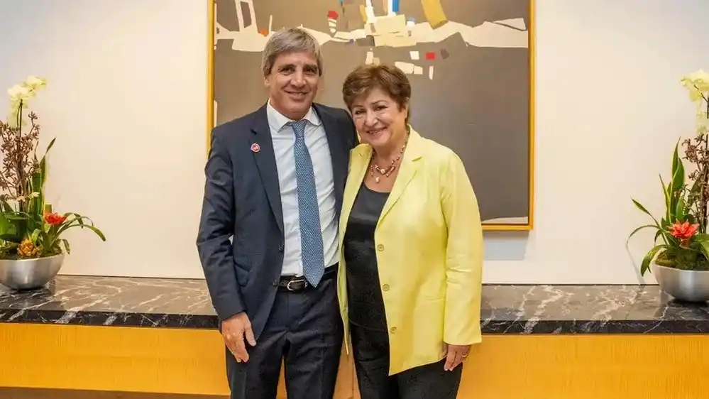 Luis Caputo y Kristalina Georgieva, otra vez en Washington.