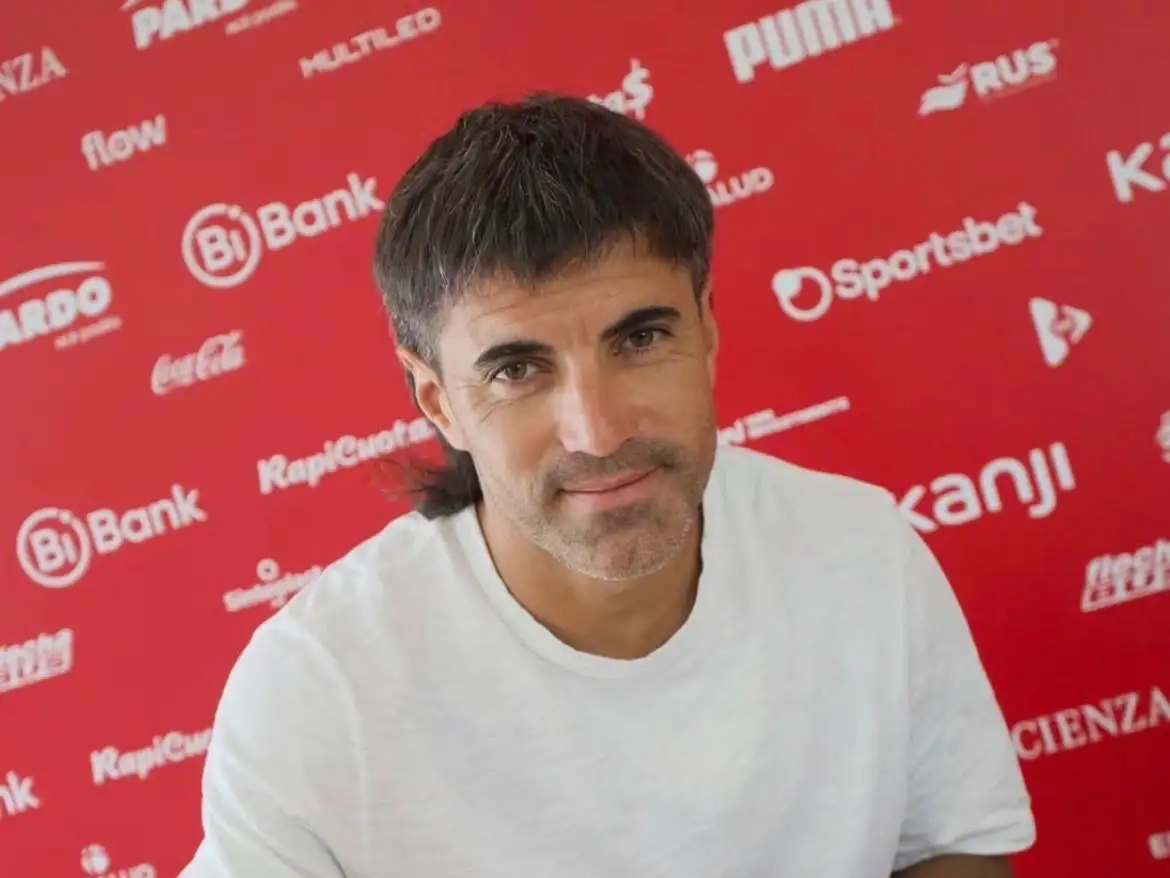 Malcorra firmó su contrato ayer.