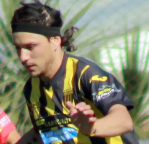 Newbery avanzó a semifinales