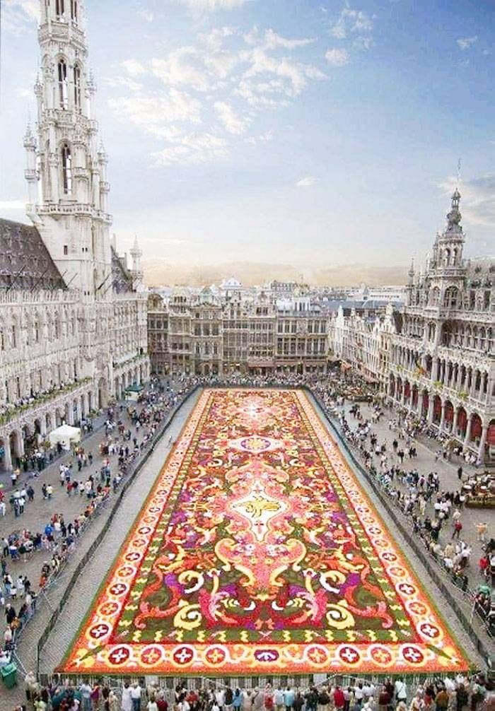 El impactante espectáculo efímero en la Grand Place de Bruselas