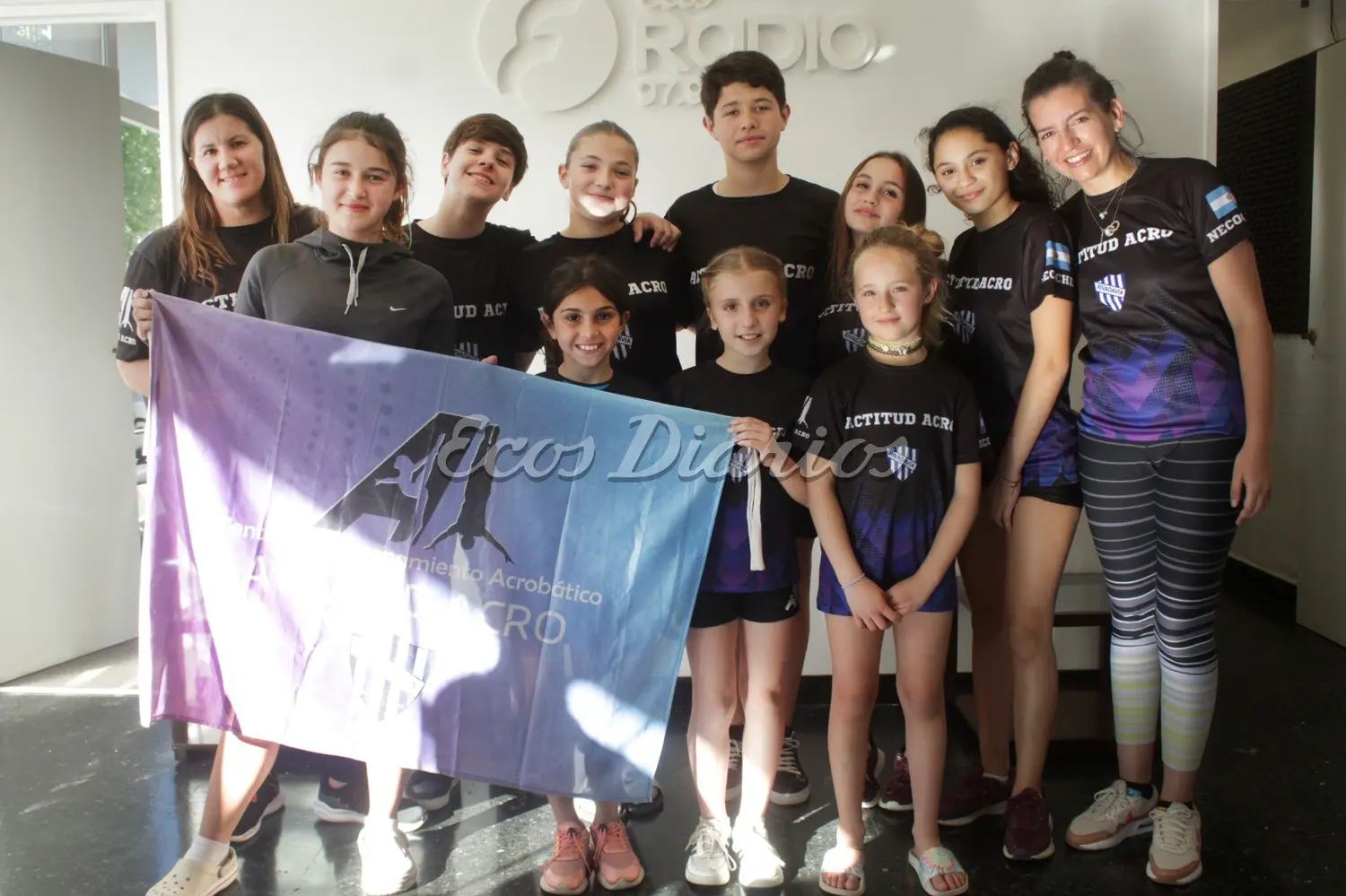 Actitud ACRO y su equipo previo al viaje al nacional.