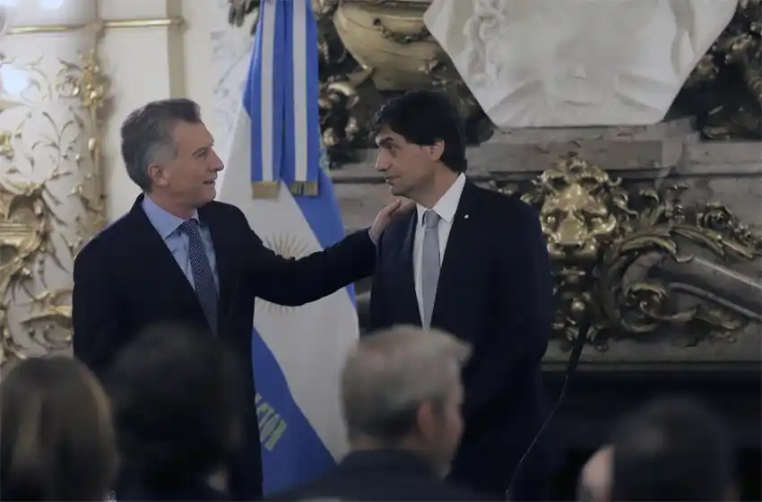 Según un economista, la asunción de Lacunza “es un voluntariado y hará más de lo mismo”