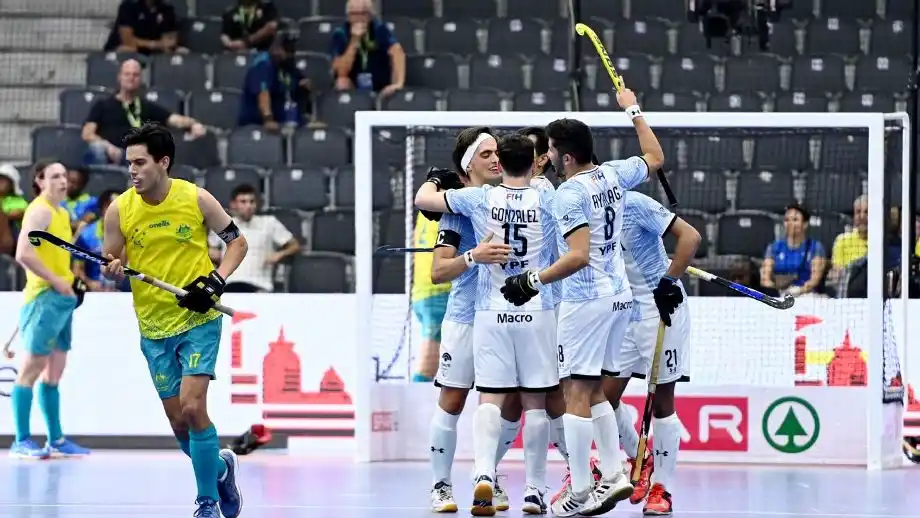 El equipo de Hockey en pista de varones buscará defender el titulo logrado en 2021.(World Sport Pics)
