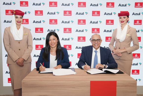 Emirates y Azul amplían su asociación