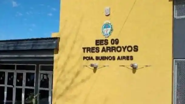 Asamblea anual de la cooperadora de la EES 9