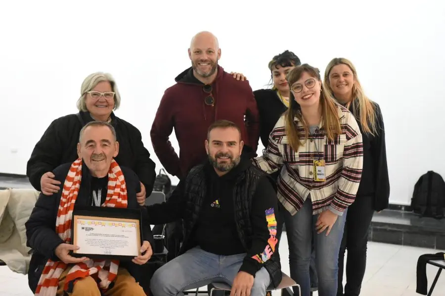 El Festival de Teatro le otorgó un reconocimiento a Roberto Schneider