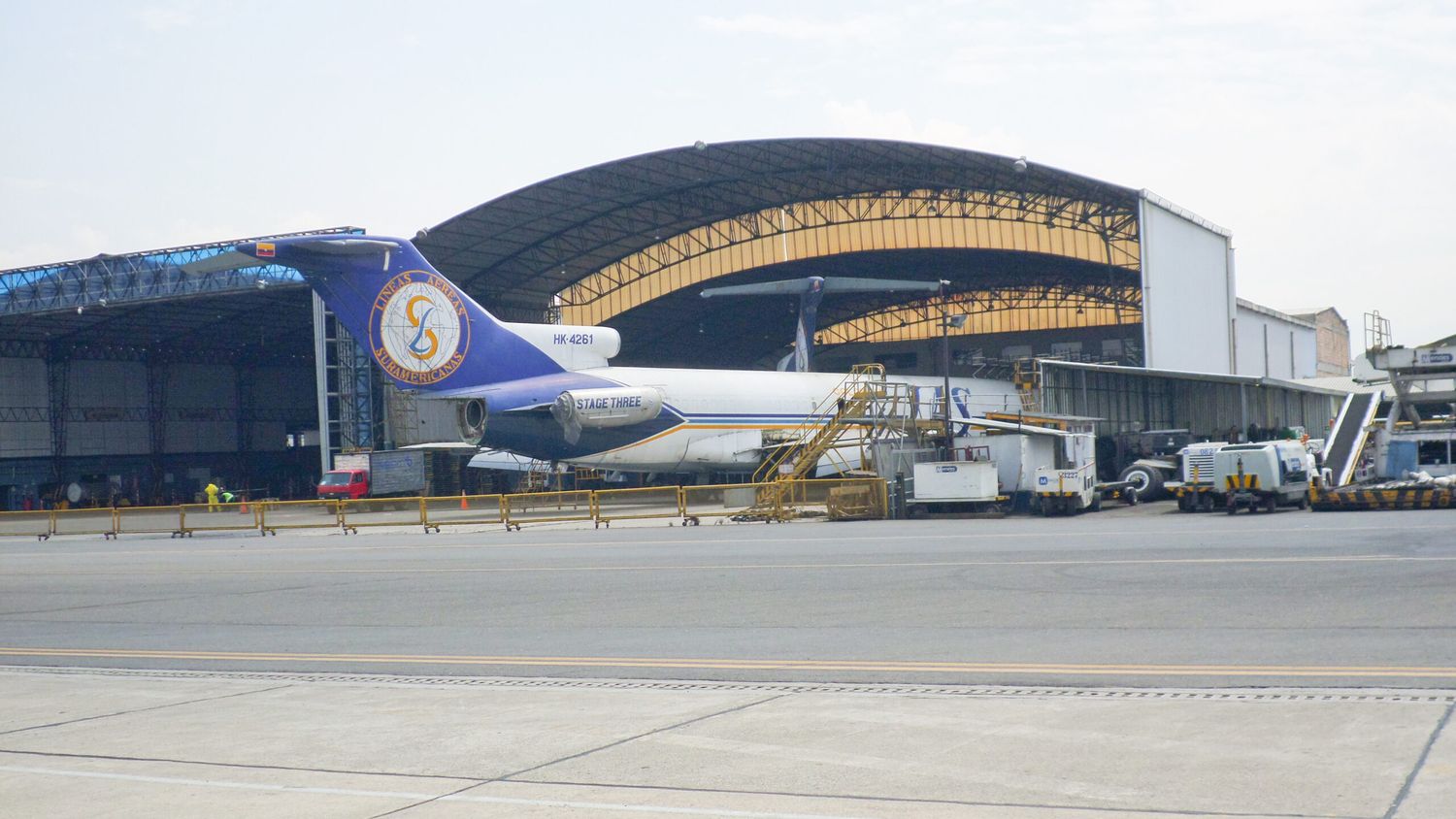 Adiós a un Boeing 727: LAS Cargo comenzó a desguazar al HK-4261