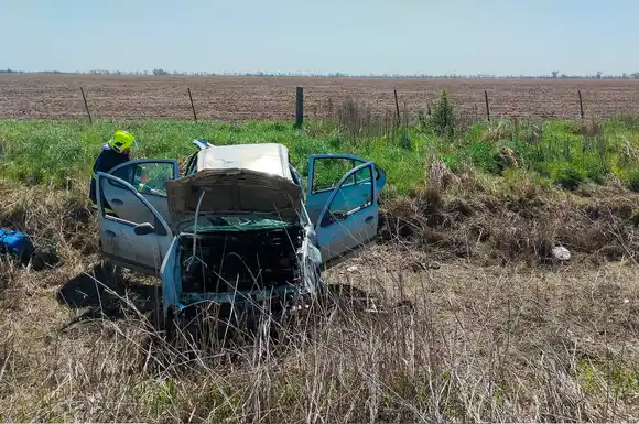 Trágico accidente en la región: despistaron, volcaron y una de las ocupantes falleció
