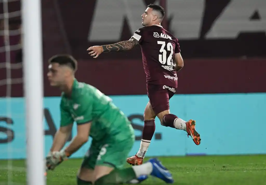 Lanús le puso freno a la buena racha de Racing