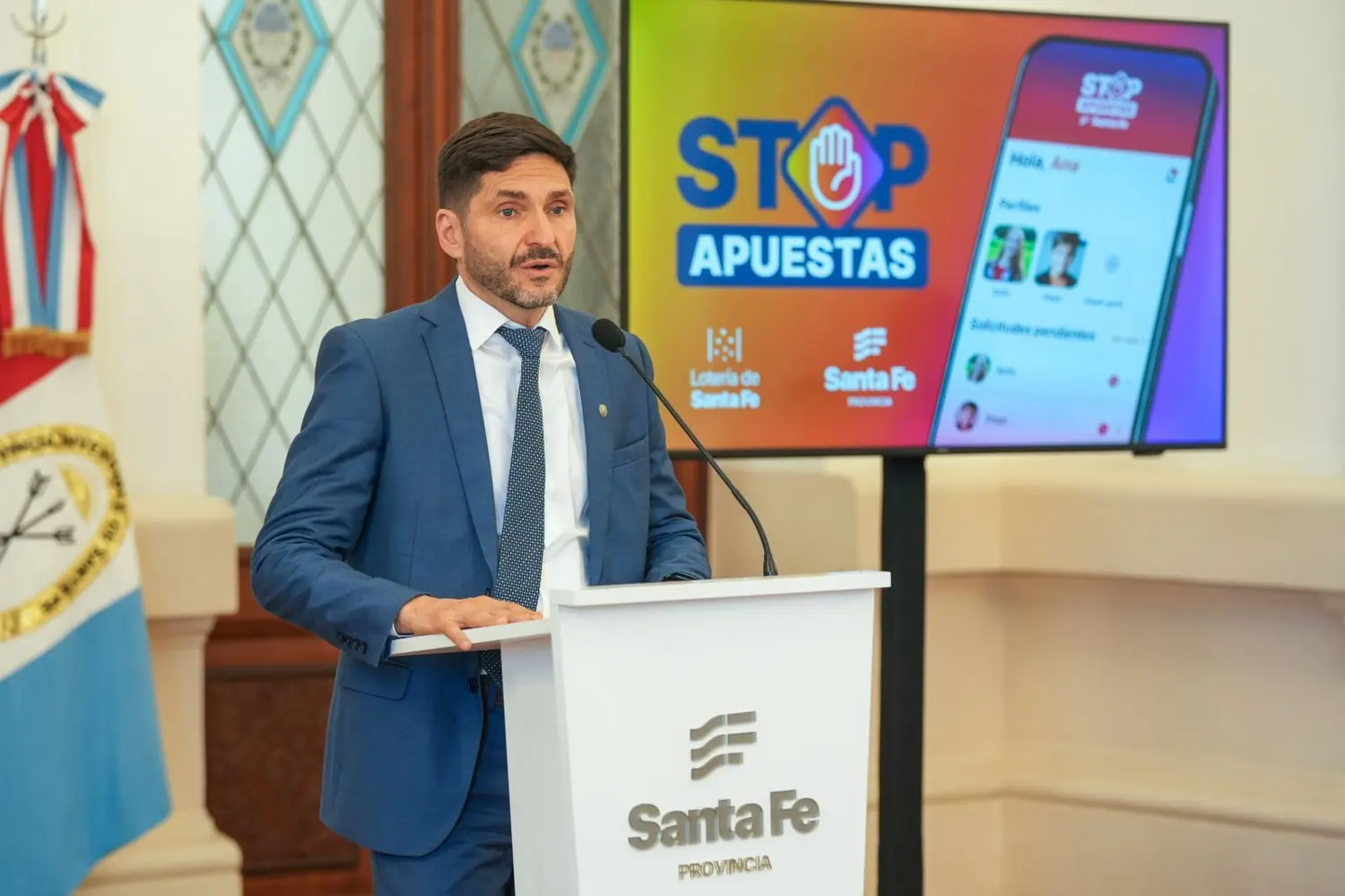 Pullaro presentó "StopApuestas": una app para que los padres puedan controlar los sitios a los que acceden los menores