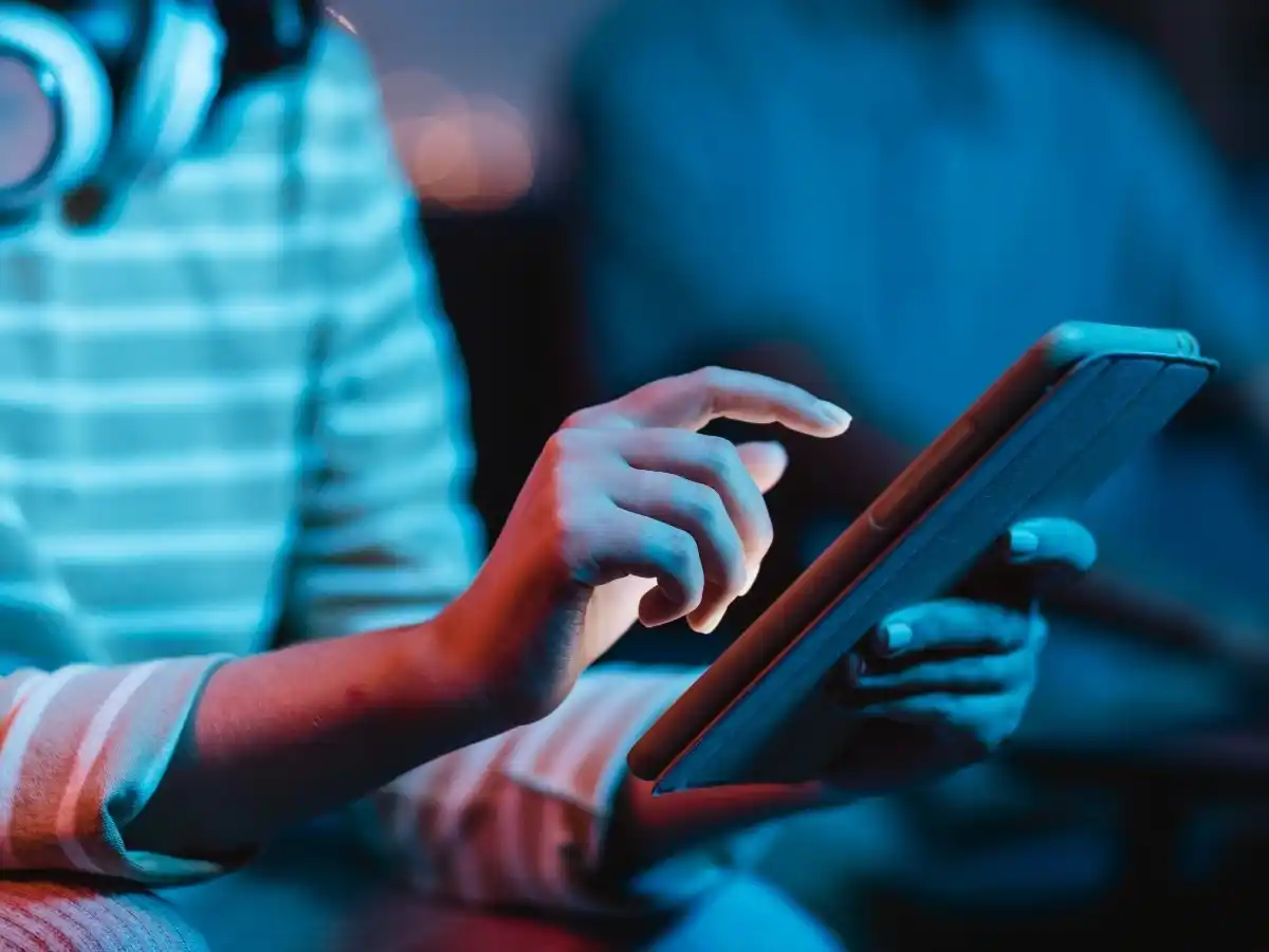 Nuevas audiencias, nuevos sentidos: repensar la comunicación en el entorno digital