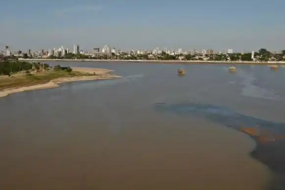 Desde el INA afirmaron que el río Paraná seguirá creciendo hasta mediados de noviembre
