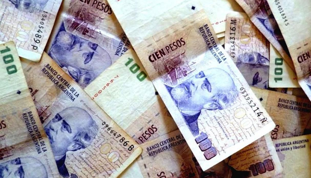El gobierno prepara medidas de ayuda social para contener los reclamos de fin de año