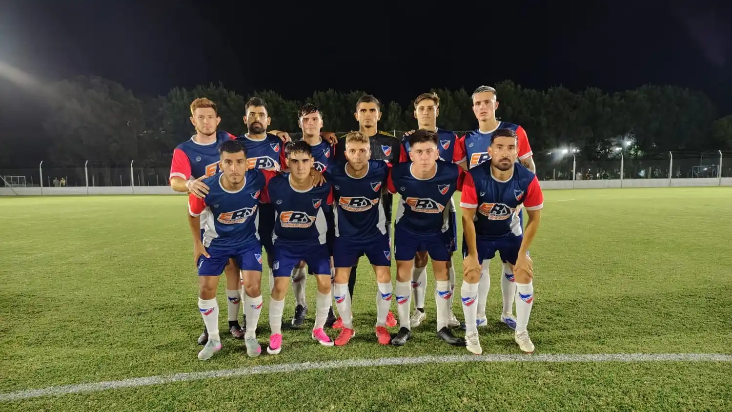 El Tricolor eliminó a Studebaker de visitante y avanza en su defensa del título. Foto: José Juárez.