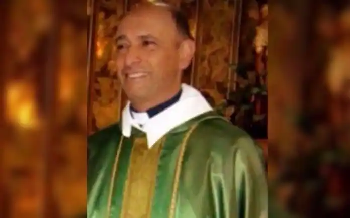 Indignación en Tribunales de San Martín por la absolución del excura Carlos Eduardo José acusado de abusador