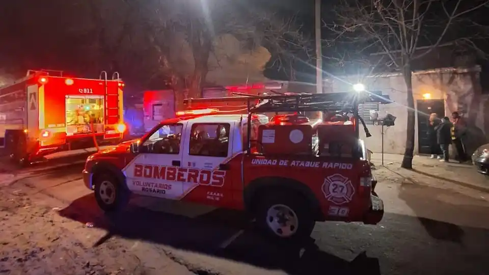 Se incendió una casa en zona noroeste y hubo daños materiales