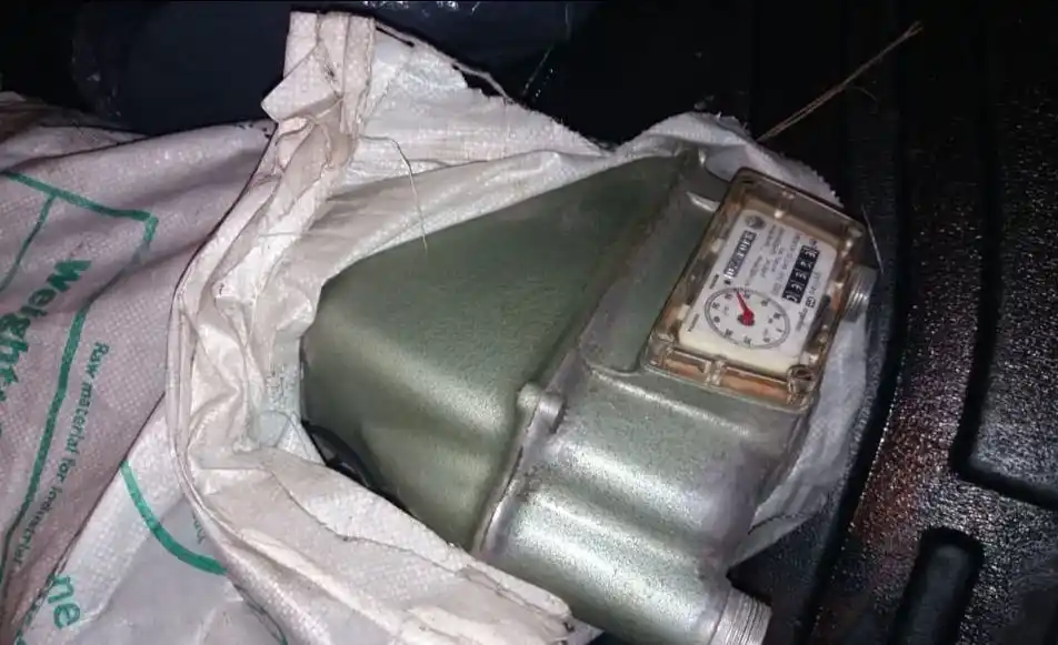 Insólito robo en Mar del Plata: Lo detuvieron cuando intentaba llevarse un medidor de gas