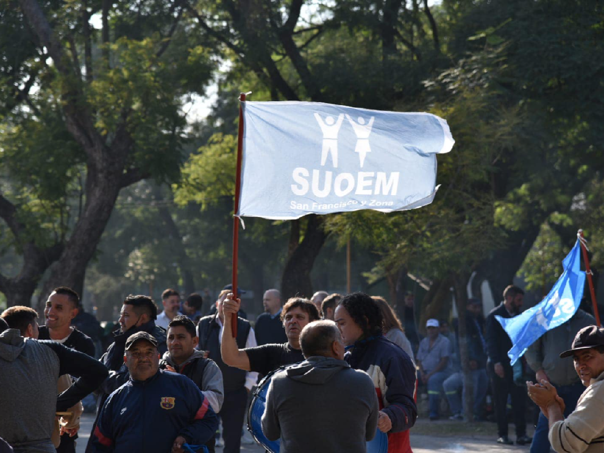 El Suoem y el Ejecutivo negocian para encontrar una solución al conflicto 