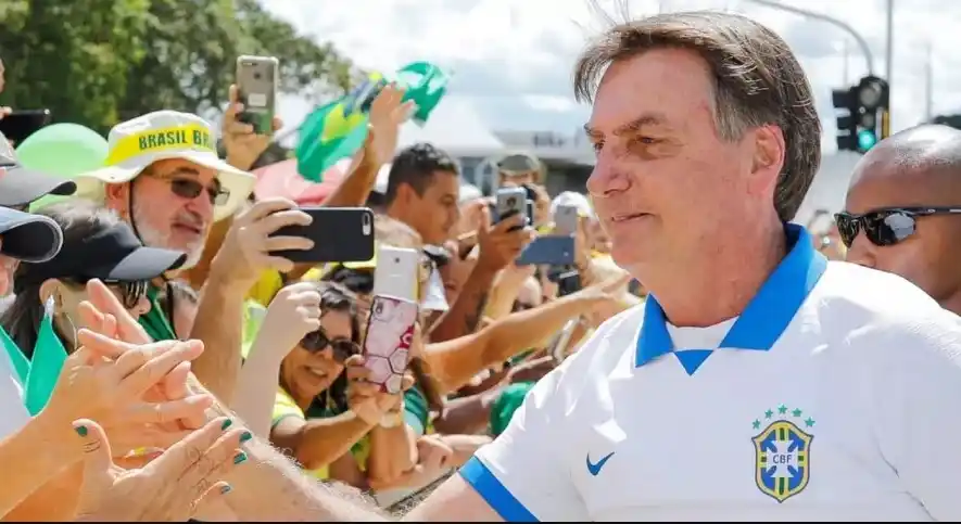 Jair Bolsonaro descree de la pandemia y de las medidas