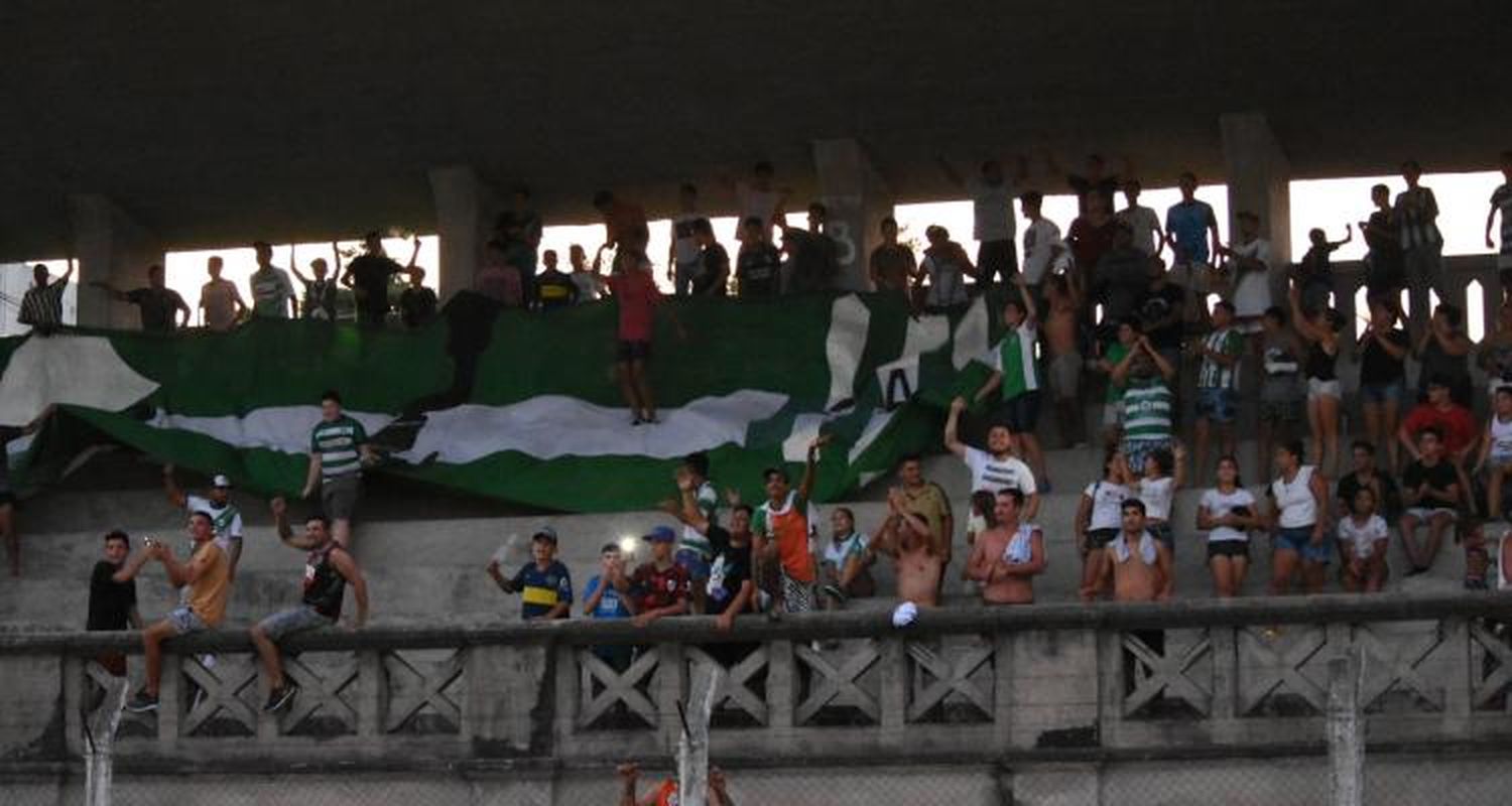 Coronavirus: Todos los partidos de fútbol se deberán jugar a puertas cerradas