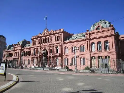 El Gobierno dispuso una serie de ventas y subastas de inmuebles del Estado.