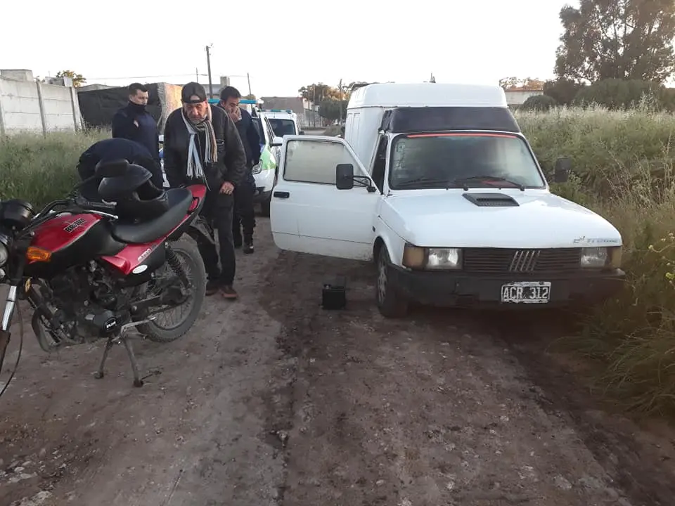 Sustraen una camioneta y aparece con faltantes