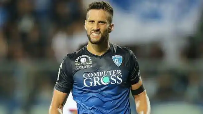 Silvestre avisó que no regresará a la Argentina