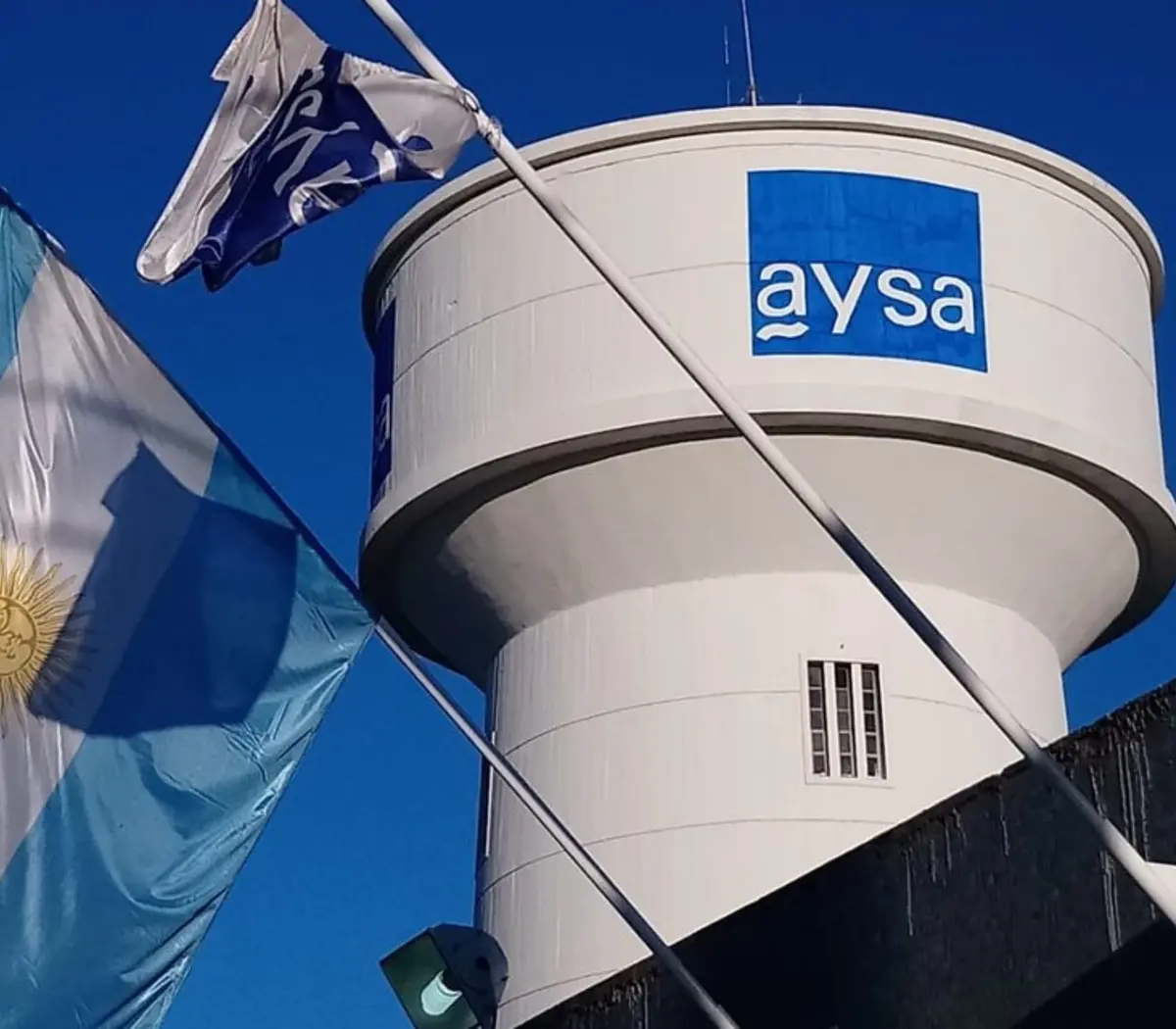 El proceso de privatización de AYSA es impulsado por el Gobierno nacional.