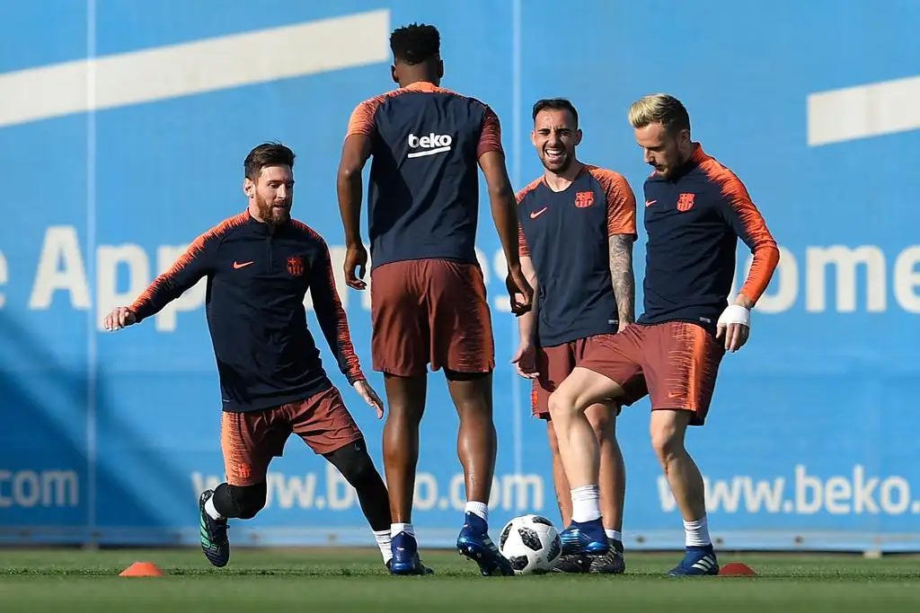 Messi y Barcelona, por el título ante varios argentinos 	