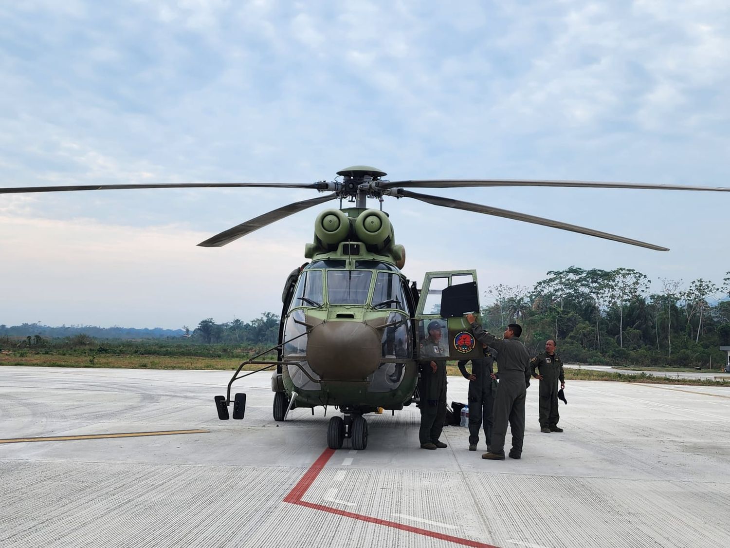 Bolivian government orders purchase of two helicopters to respond to emergencies