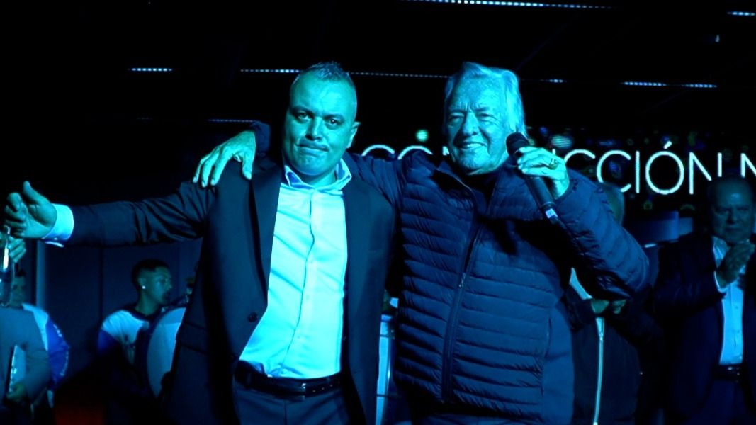 Luis Barrionuevo estuvo presente, fue ovacionado y respaldó la Lista Celeste que encabeza Pablo Santín de cara a las elecciones internas del 18 de septiembre.