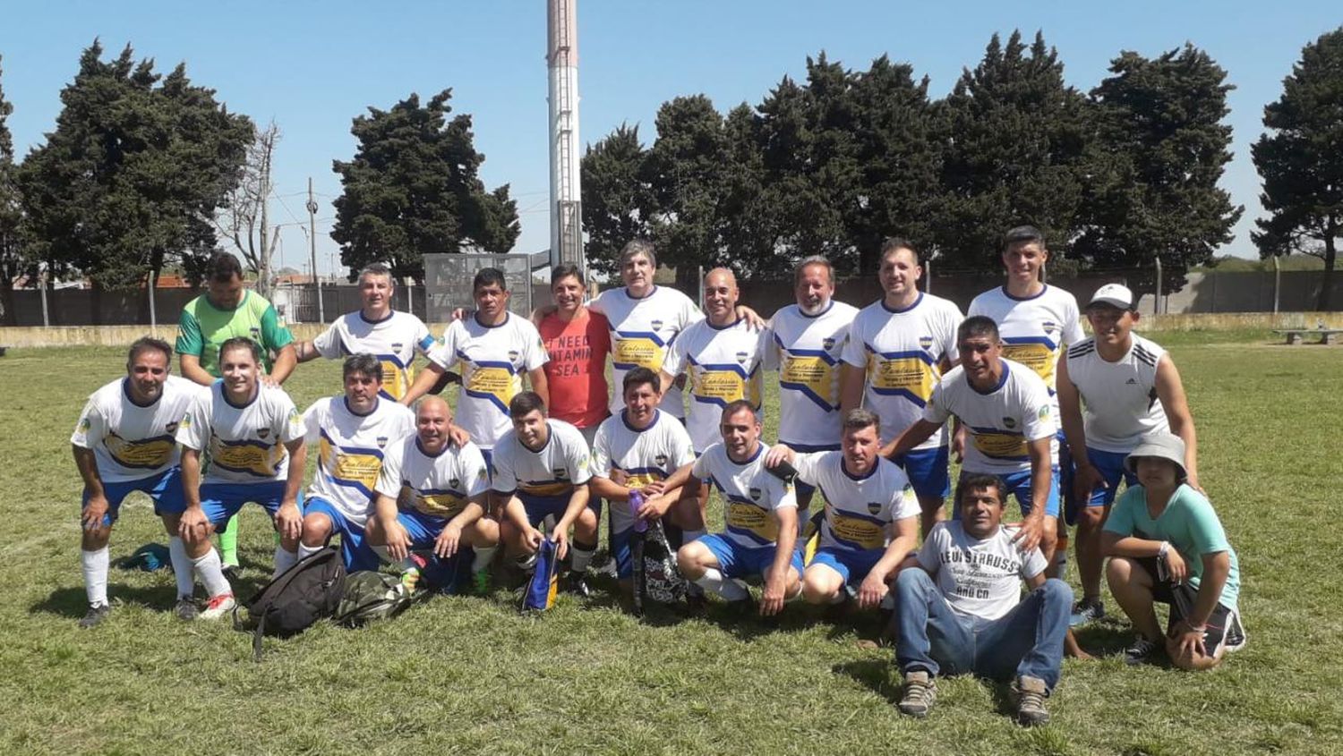 Torneo Senior: Independencia ganó y es el único líder
